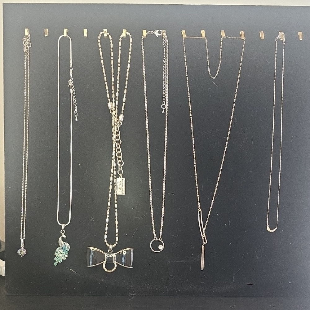 Elegant Silver Necklace Collection